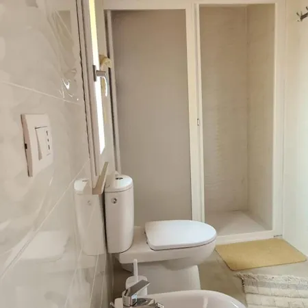 فيلة Con Piscina