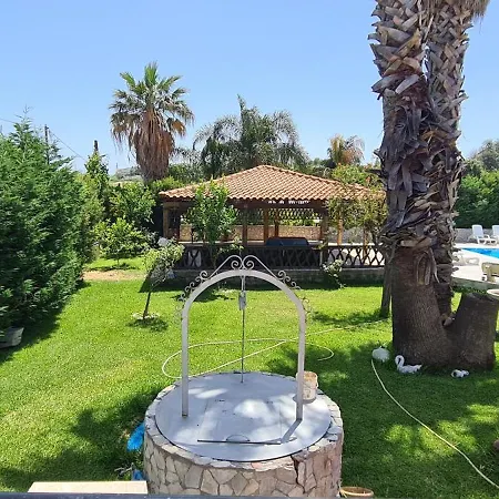 فيلة Con Piscina أوغوستا