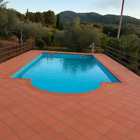 Con Piscina