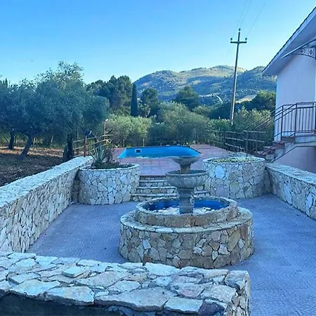 Con Piscina * Ventimiglia di Sicilia