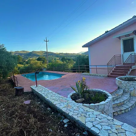 Con Piscina * Ventimiglia di Sicilia