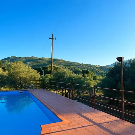 Con Piscina Ventimiglia di Sicilia